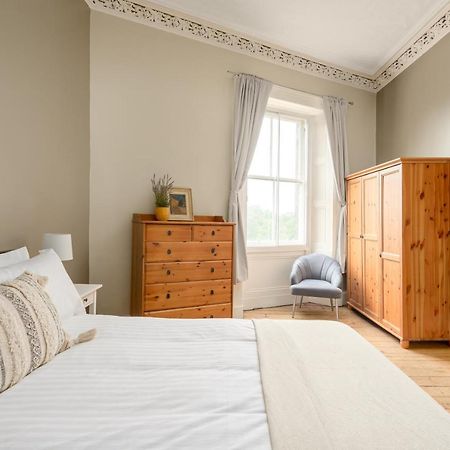 2 Bed Old Town Apartment - Next To Castle 爱丁堡 外观 照片